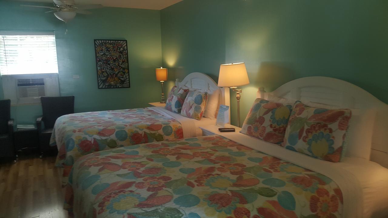Courtney'S Place Historic Cottages & Inns Key West Exterior photo